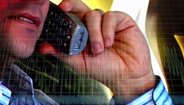 Raid at call centres for duping US citizens