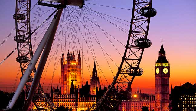 tourists stranded as london eye ferris wheel stops free malaysia today
