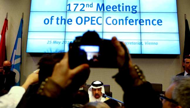 Major oil producers agree to extend output cuts by nine months Major oil producers agree to extend output cuts by nine months