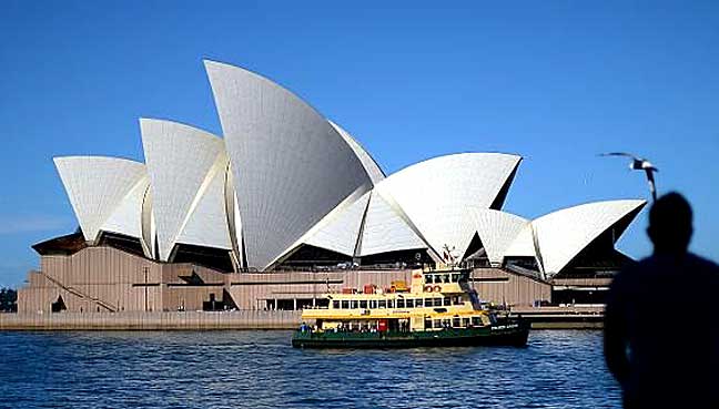 Third Australian Dies From Melon Bacteria Outbreak