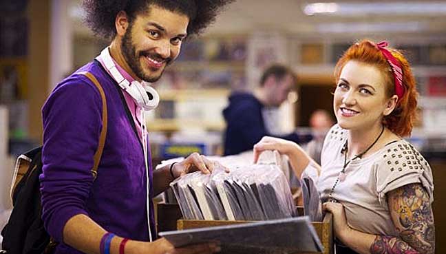 Sony goes retro with return to vinyl production