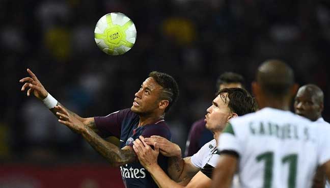 PSG sink St Etienne as National Basketball Association great Curry roars on Neymar