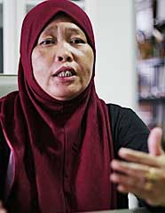 Linda Norman berkata ibu selepas bersaliin dijaga seperti puteri oleh kakitangan yang terlatih.
