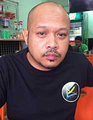 Najib Jalil, 35, penduduk.