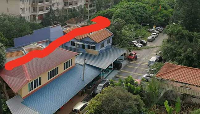 Pemandangan dari atas rumah yang bakal menempatkan Darul Quran Ittifaqiyah di Jalan Keramat Ujung. Garis merah menunjukkan had asal sebelum pengubahsuaian.