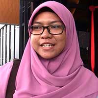 Faqiha Ahmad (pegawai khidmat pelanggan)