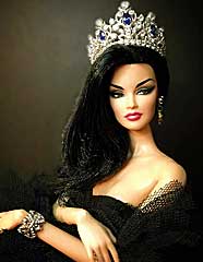 Sophie-Roland-patung-yang-pernah-menjuarai-pertandingan-Ratu-Cantik-Patung-pada-2015