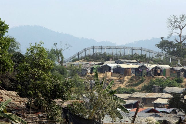 'Hungry, tired' Rohingyas in dozens arrive in Malaysia as Thailand closes doors 'Hungry, tired' Rohingyas in dozens arrive in Malaysia as Thailand closes doors