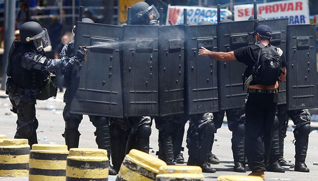 Brazil police arrest 'Dr Bumbum' over patient's death