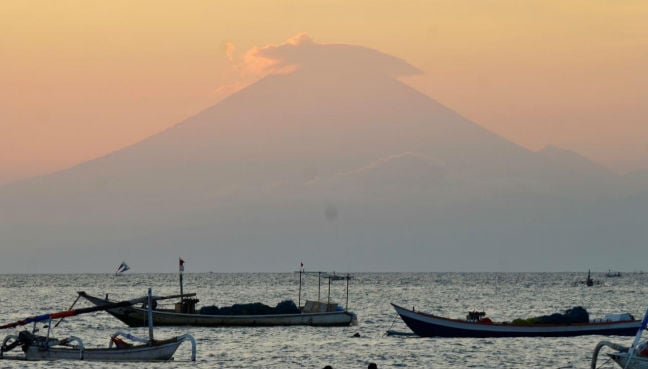 Indonesia quake - 14 killed after 6.4 natural disaster rocks Lombok Indonesia quake - 14 killed after 6.4 natural disaster rocks Lombok