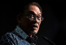 Anwar: Singapore’s issues cannot be compared with Malaysia’s fiasco