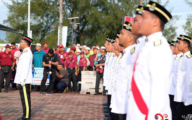 Tiada isu PAS pakai seragam ala tentera, kata peguam