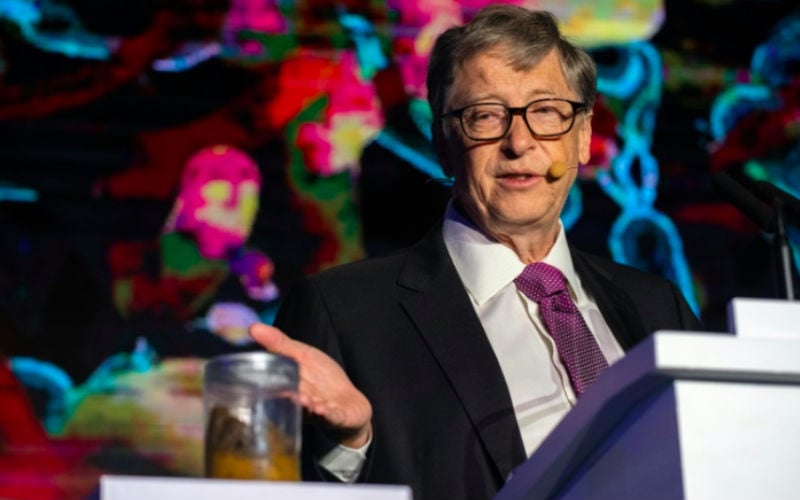 Bill Gates brandishes poo to showcase reinvented toilet tech