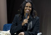 Obama’s book sells 1.4 million copies in a week