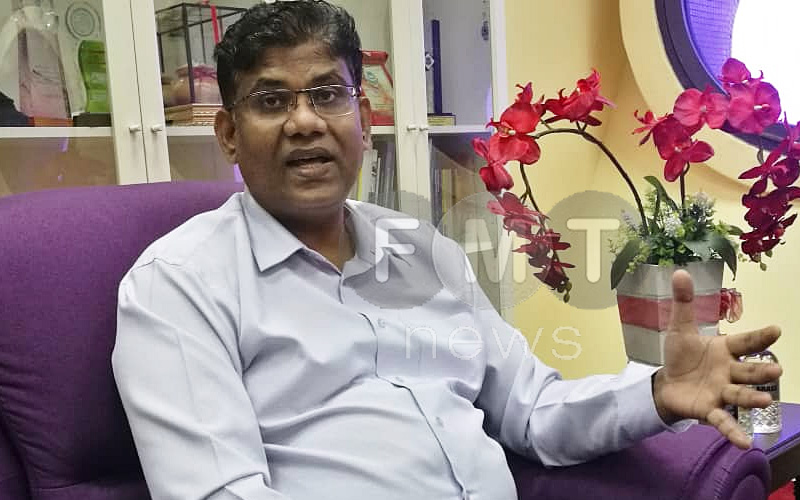 Kuil Seafield: Polis soal exco Selangor lebih 1 jam  Free 