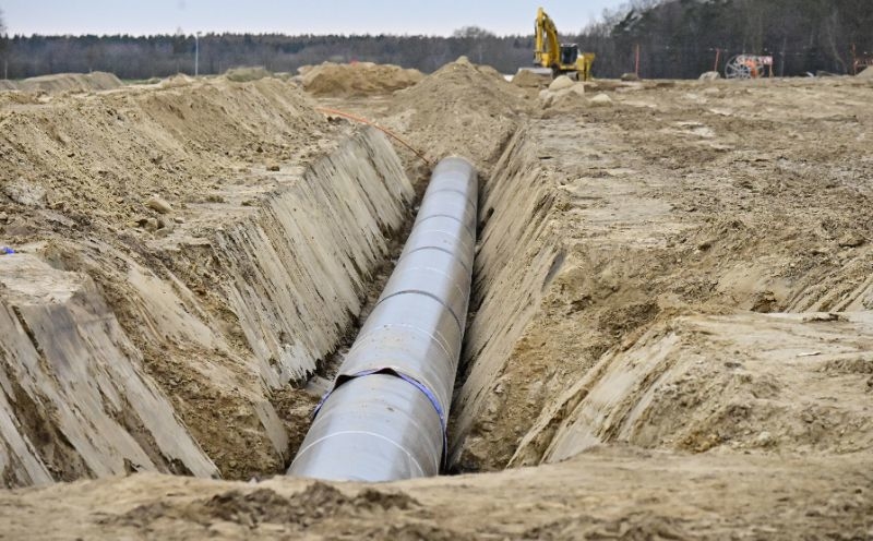 Trump threatens Merkel with pipeline sanctions and US troop cut