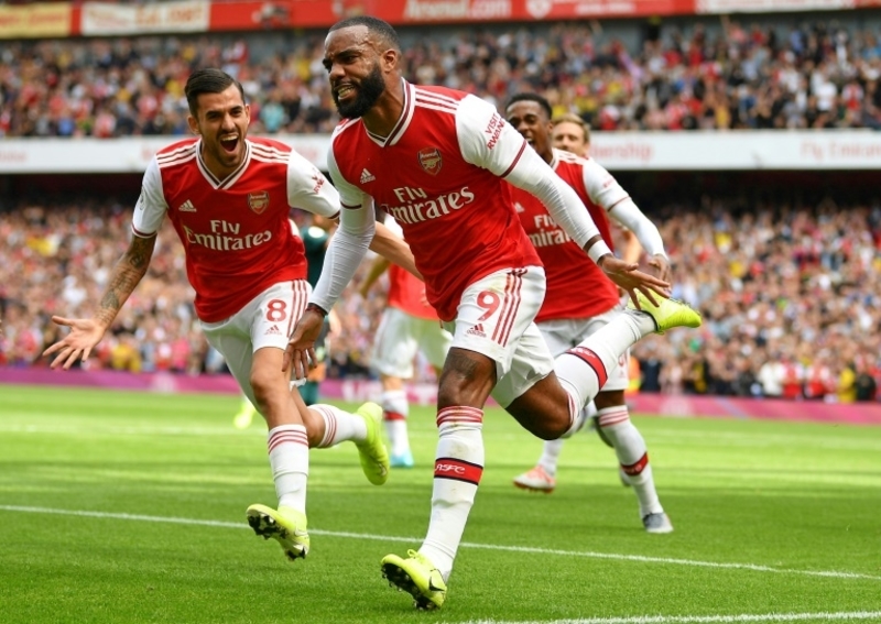 Arsenal sense chance to further unsettle Spurs