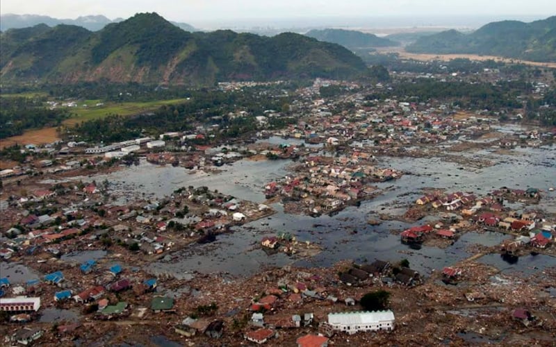 230,000 people lost in a day: Asia remembers devastating 2004 tsunami