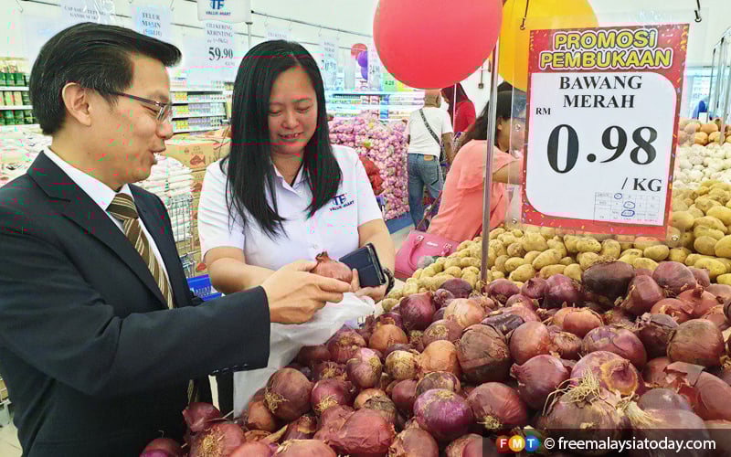Malaysians Must Know the TRUTH Highest prices for onions are in Penang