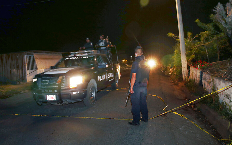 13 pegawai penguatkuasa undang-undang maut di Mexico 13 pegawai penguatkuasa undang-undang maut di Mexico