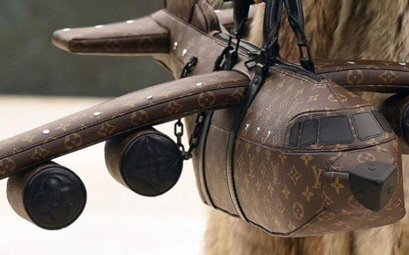 Beg Tangan Terbaharu Louis Vuitton Curi Perhatian Netizen Free Malaysia Today Fmt