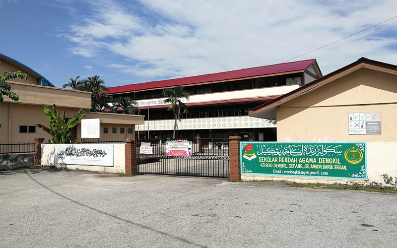 Floods force replacement of Sepang polling centre | Free Malaysia Today ...