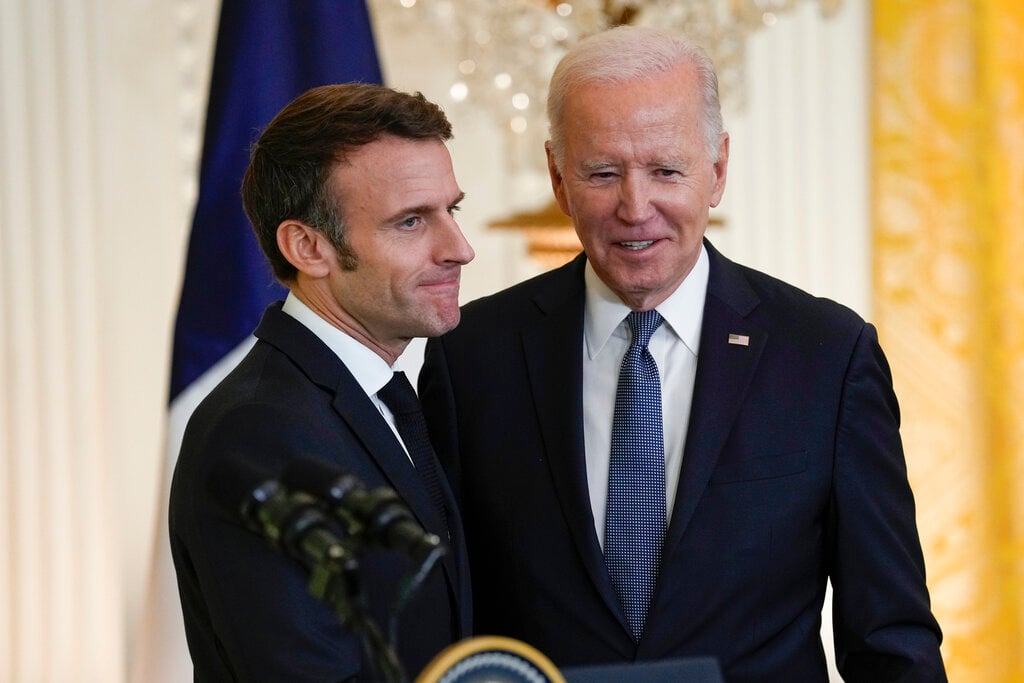 Biden, Macron slam Putin but willing to talk to Russian leader 3 Biden, Macron slam Putin but willing to talk to Russian leader