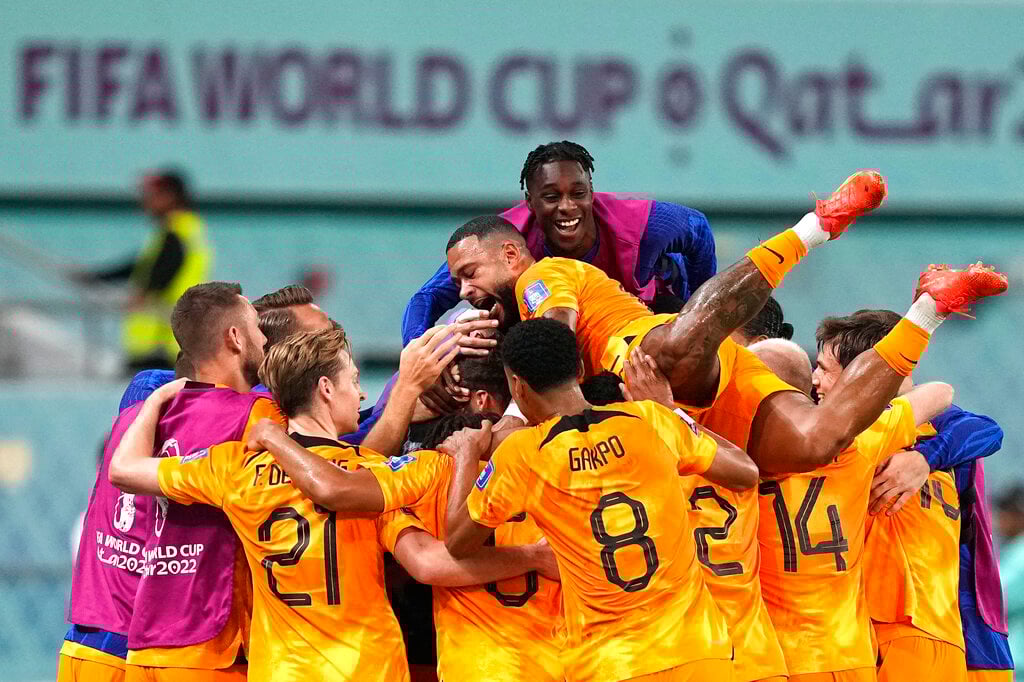 Pragmatic style pays off for van Gaal’s Netherlands 3 Pragmatic style pays off for van Gaal’s Netherlands