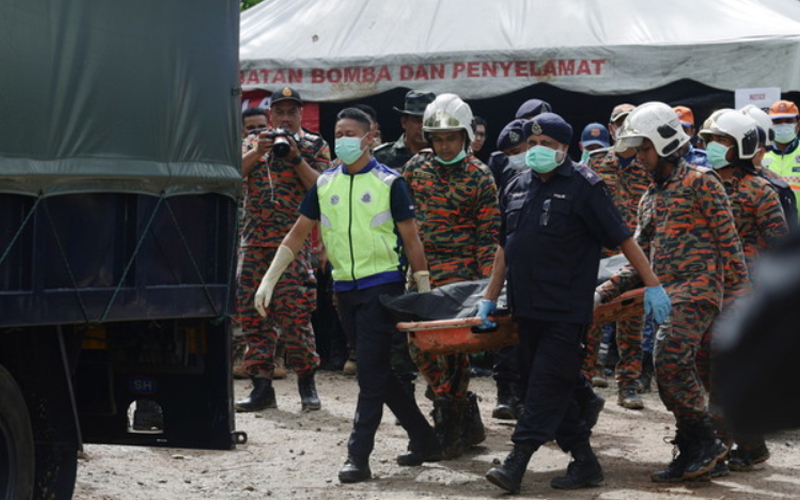 Names of 30 dead victims in Batang Kali landslide released 3 Names of 30 dead victims in Batang Kali landslide released